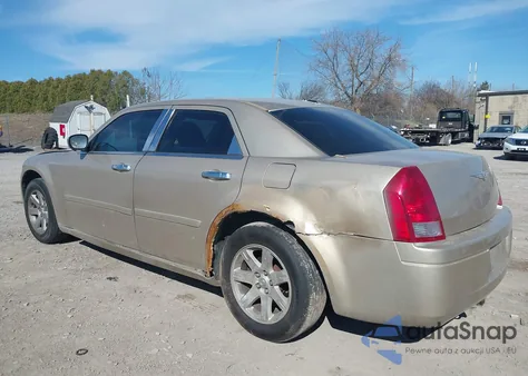 2006 Chrysler 300 z USA, uszkodzony, nr VIN 2C3LA43R26H515103
